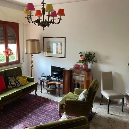 Laisa Гостевой дом Лукка